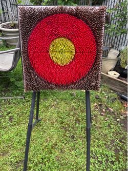 Target only. No Axes