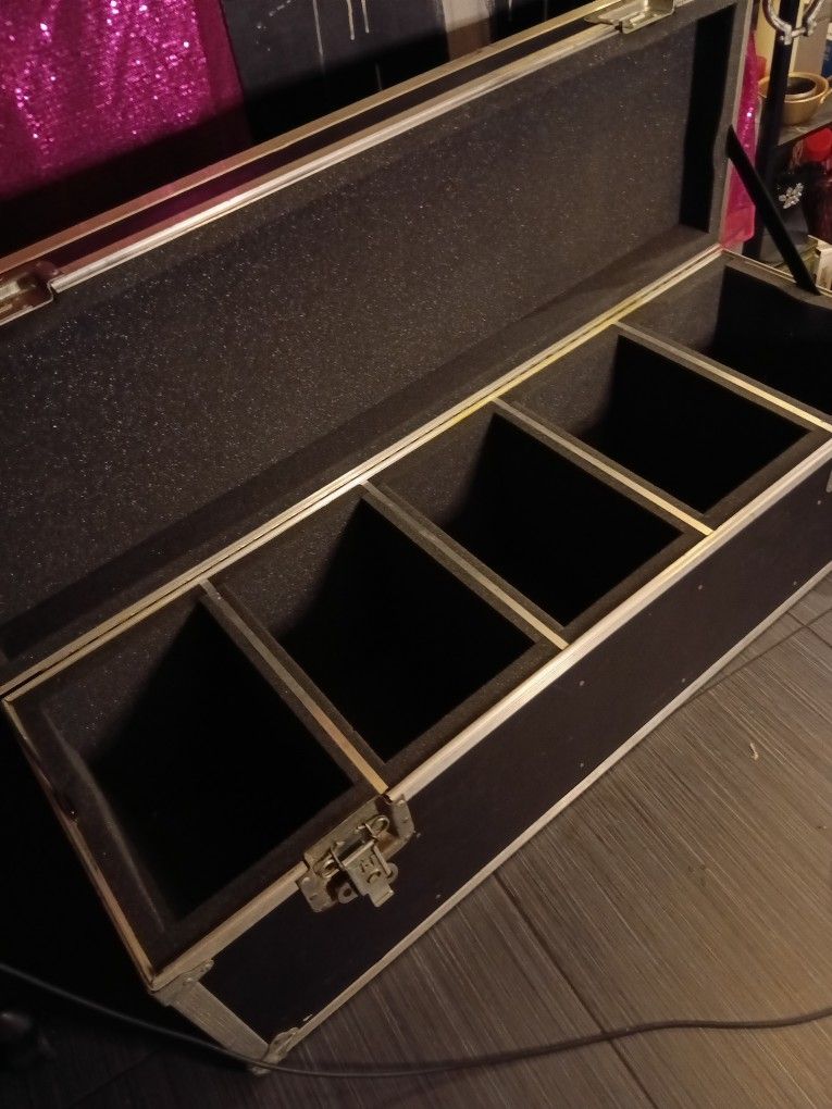 Calzone Rd Case $150