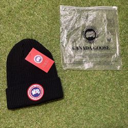 Canada Goose Black Beanie