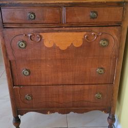 Dresser Antique