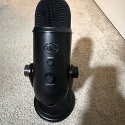 Blue Yeti USB Microphone