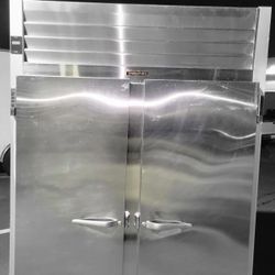 Traulsen Refrigerator Semi-new, get Free Local Delivery, 1st YR Warranty.