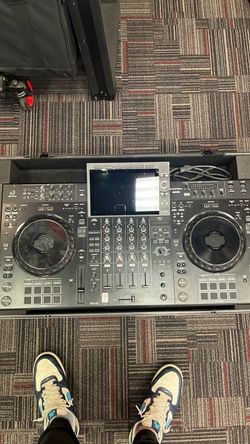 XDJ-AZ