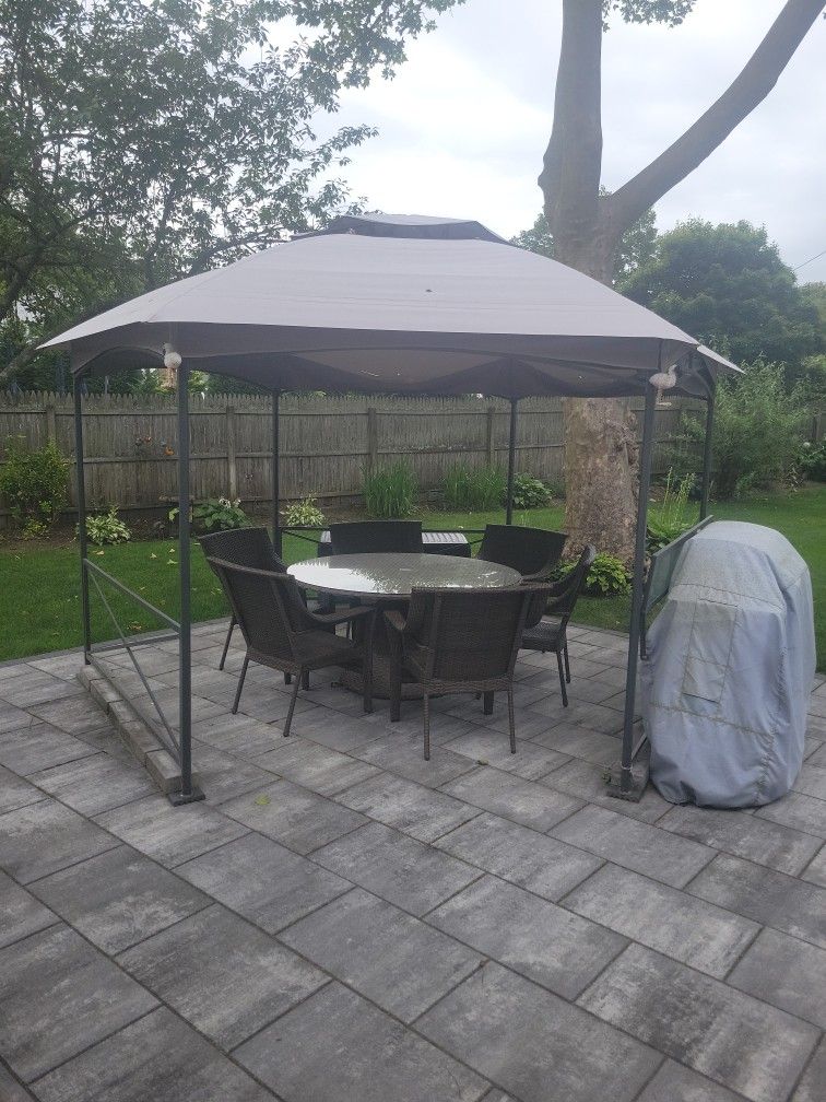 Outdoor Peter Andrew's Dining Set & Gazebo