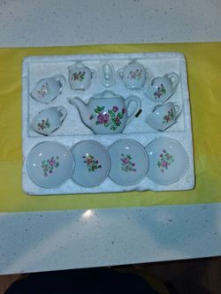 Porcelain te set