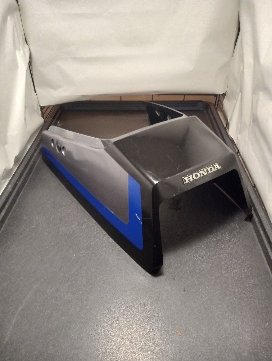 V65 Honda Sabre  VF1100s OEM Rear fender 1(contact info removed)