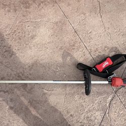 Milwaukee M18 Dual Battery Trimmer