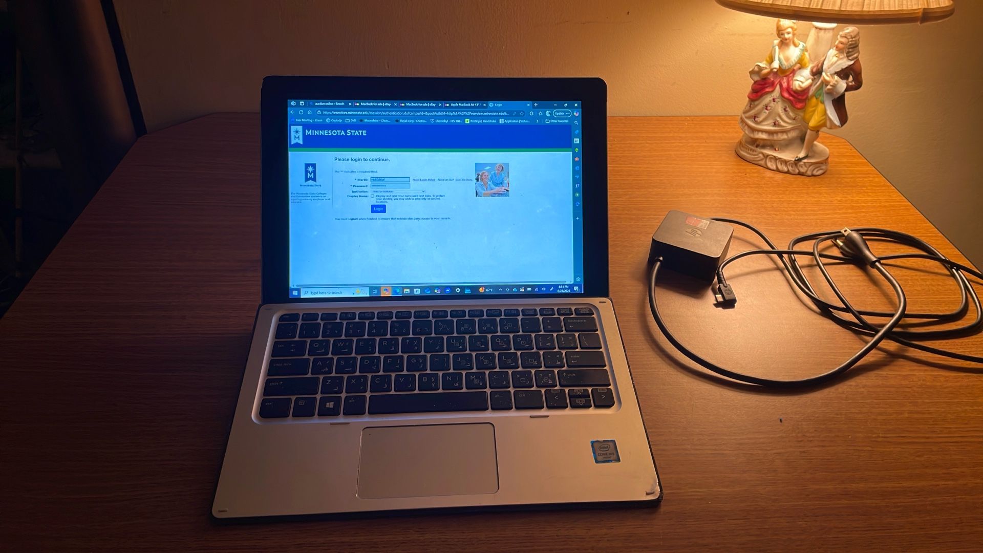Test Screen  Laptop Core M5 Elite X2 Work Great