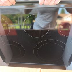 NIB GE Electric Cooktop. 30in