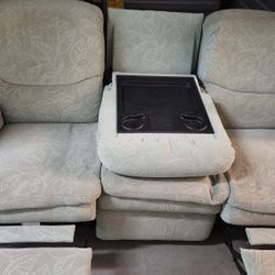 Lazy Boy Reclining Sofa And Love Seat Aria Teal Cloth With Leaf Pattern 