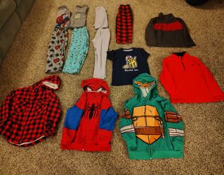 13 pieces Boy's clothes size 6 - Cash