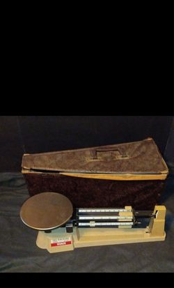 classic, vintage Ohaus Triple Beam Balance Scale (700/800 Series) with original fitted hardcase (No Counterweights)