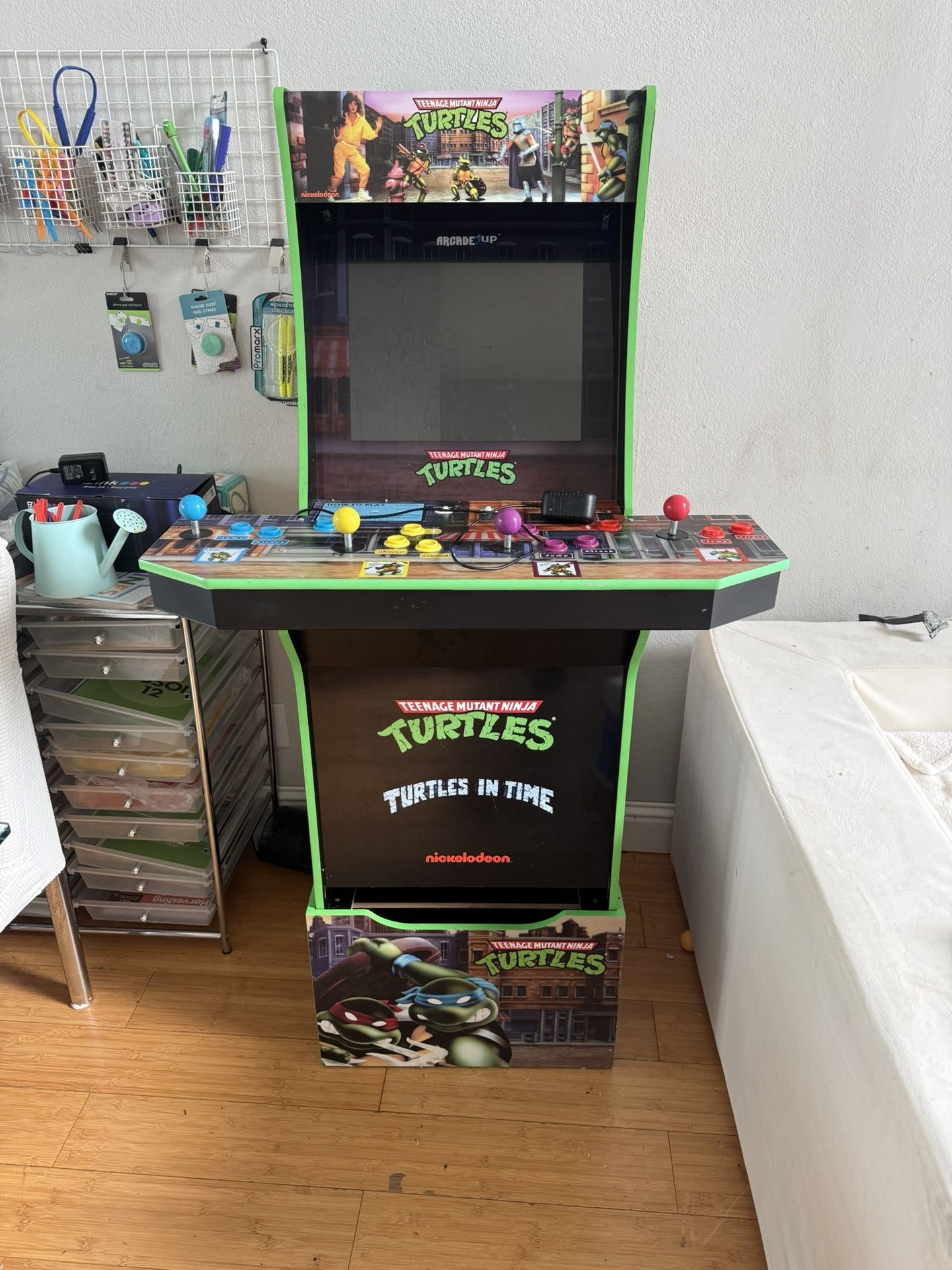 Ninja Turtles Arcade W/riser