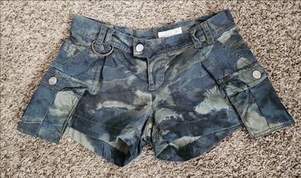 LaRok Shorts Women 0 Low Rise Side Pocket Cotton Green XS Camo Camouflage Design

LaRok designer camouflage women Shorts
Preowned Excellent/Very Good 