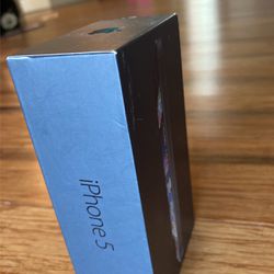 Empty iPhone 5 box