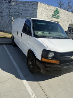2500 Van Espresso Year 2010