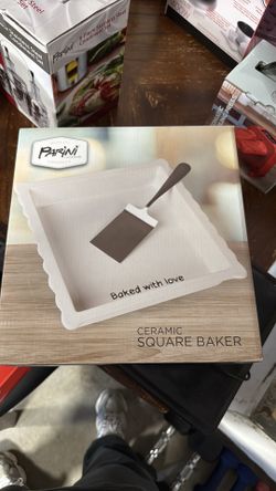 Ceramic square baker