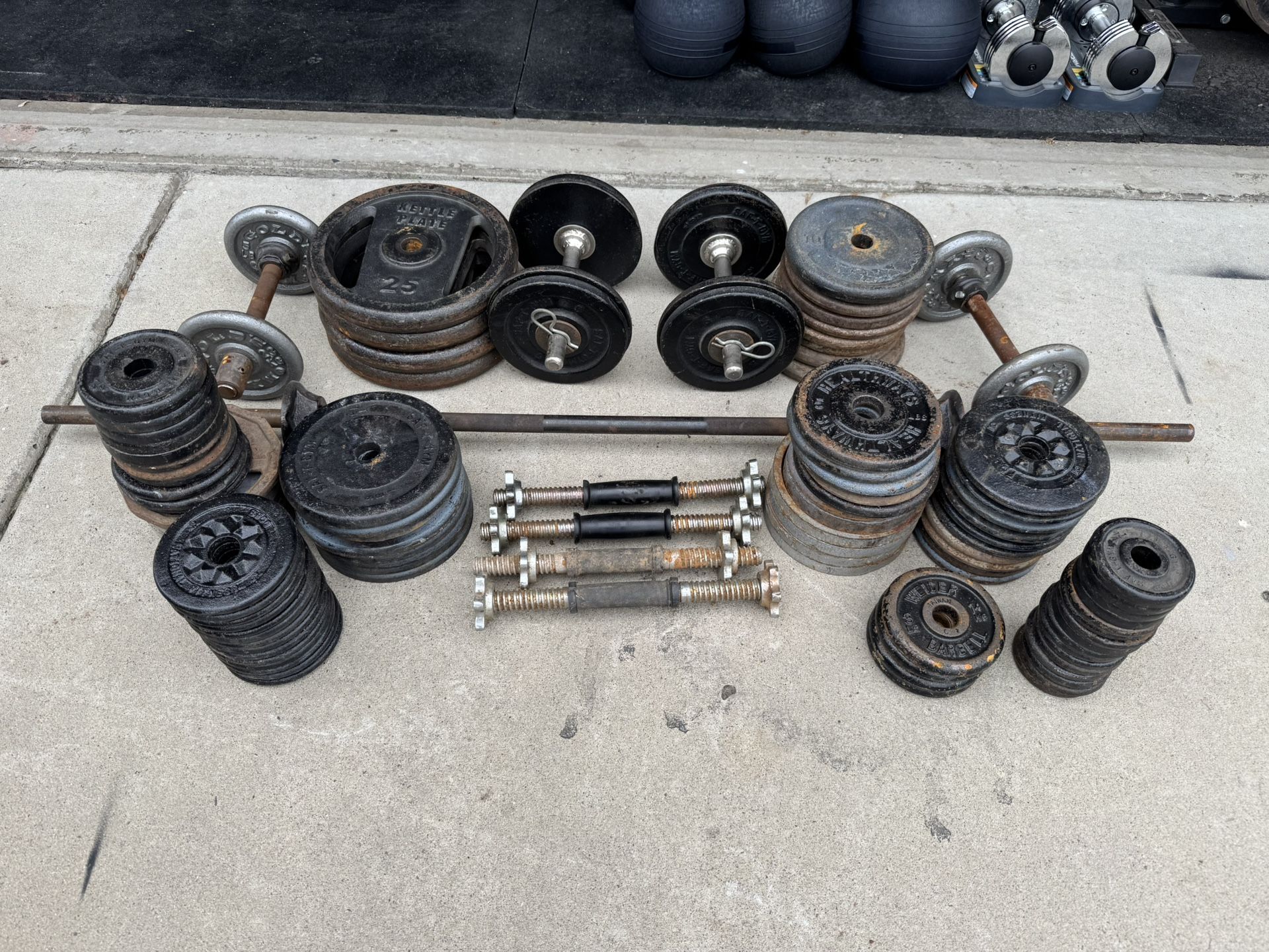 530LBS Of Standard Weights And Bars