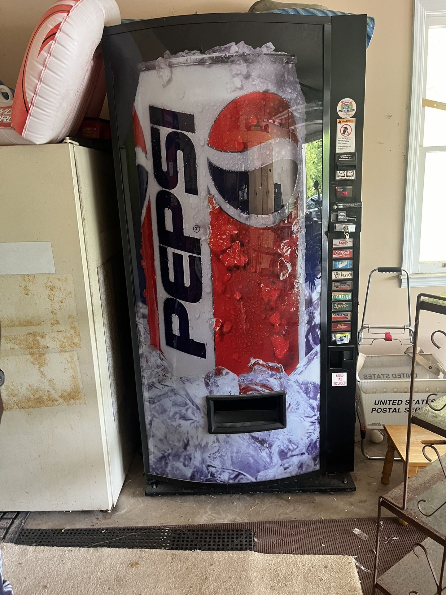 Pepsi  Machine