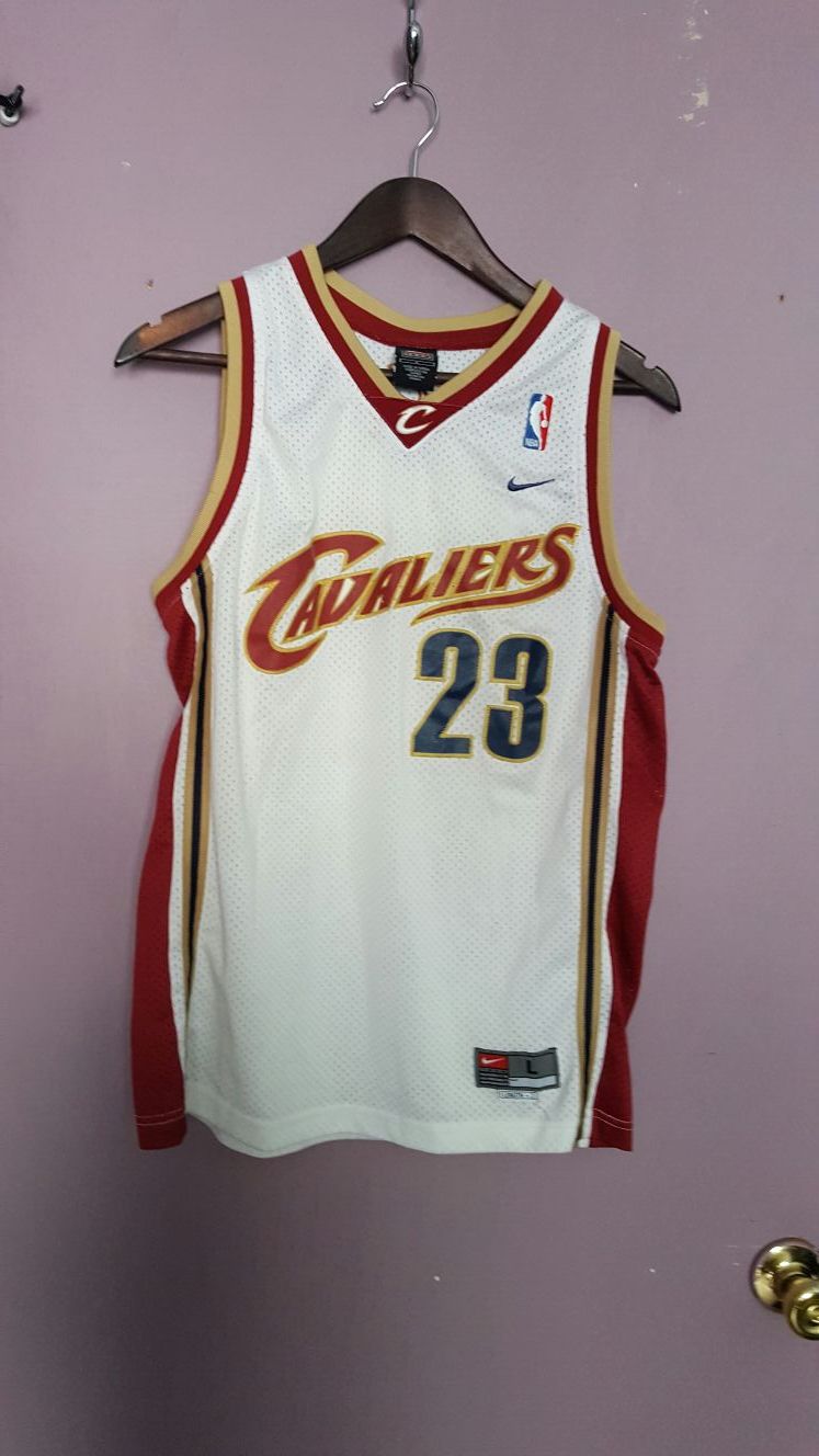 Cleveland Cavs Jersey : #23 James