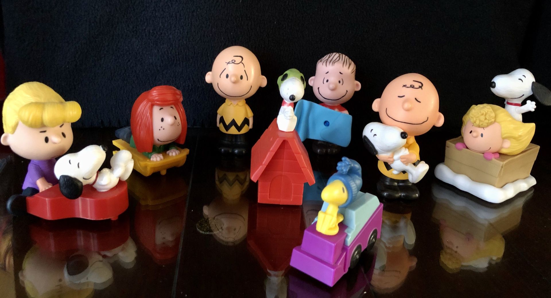 Charlie Brown McDonalds Happy Meal Toys 2015 & 2018 Peanuts Gang Lot Of 8 Figure