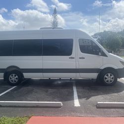 2015 Mercedes Benz Sprinter 2500 Passenger Van 