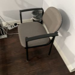 Office Chairs 
