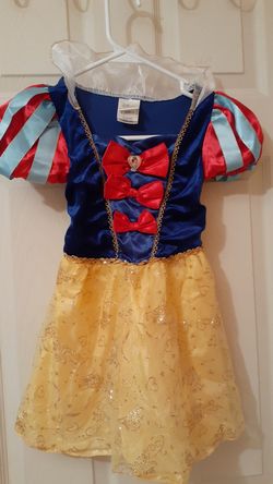 Disney's princess Snow white's costume