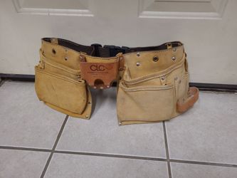 Leather carpenters tool belt