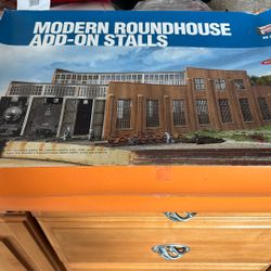 Walthers Roundhouse Add On Stalls