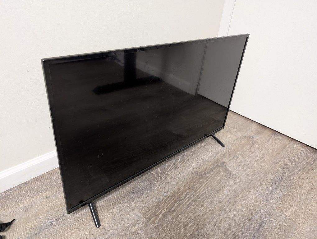 40 Inch Roku 1080p $50 Pick Up In Far Rockaway