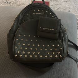 Michael Kors Purse & Wallet