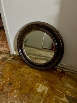 2’ Round Wood Framed Mirror