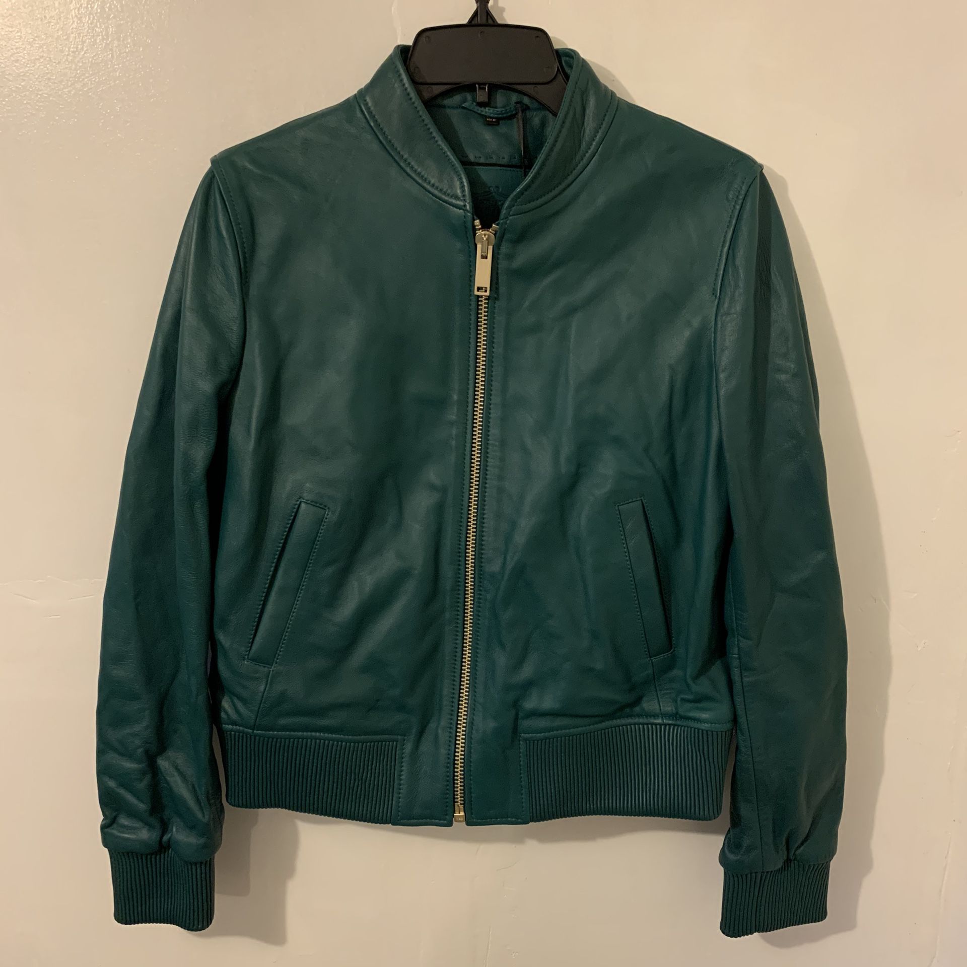 NEW Massimo Dutti Women's Green Full ZIP Leather Jacket Size Medium Natural Leather. Retails for $345