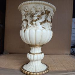 ANGEL VASE/ Planter