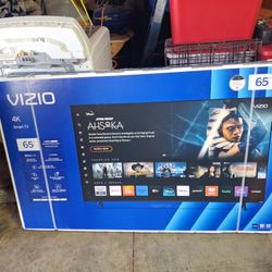 4K VIZIO SMART TV 200 HUNDRED 