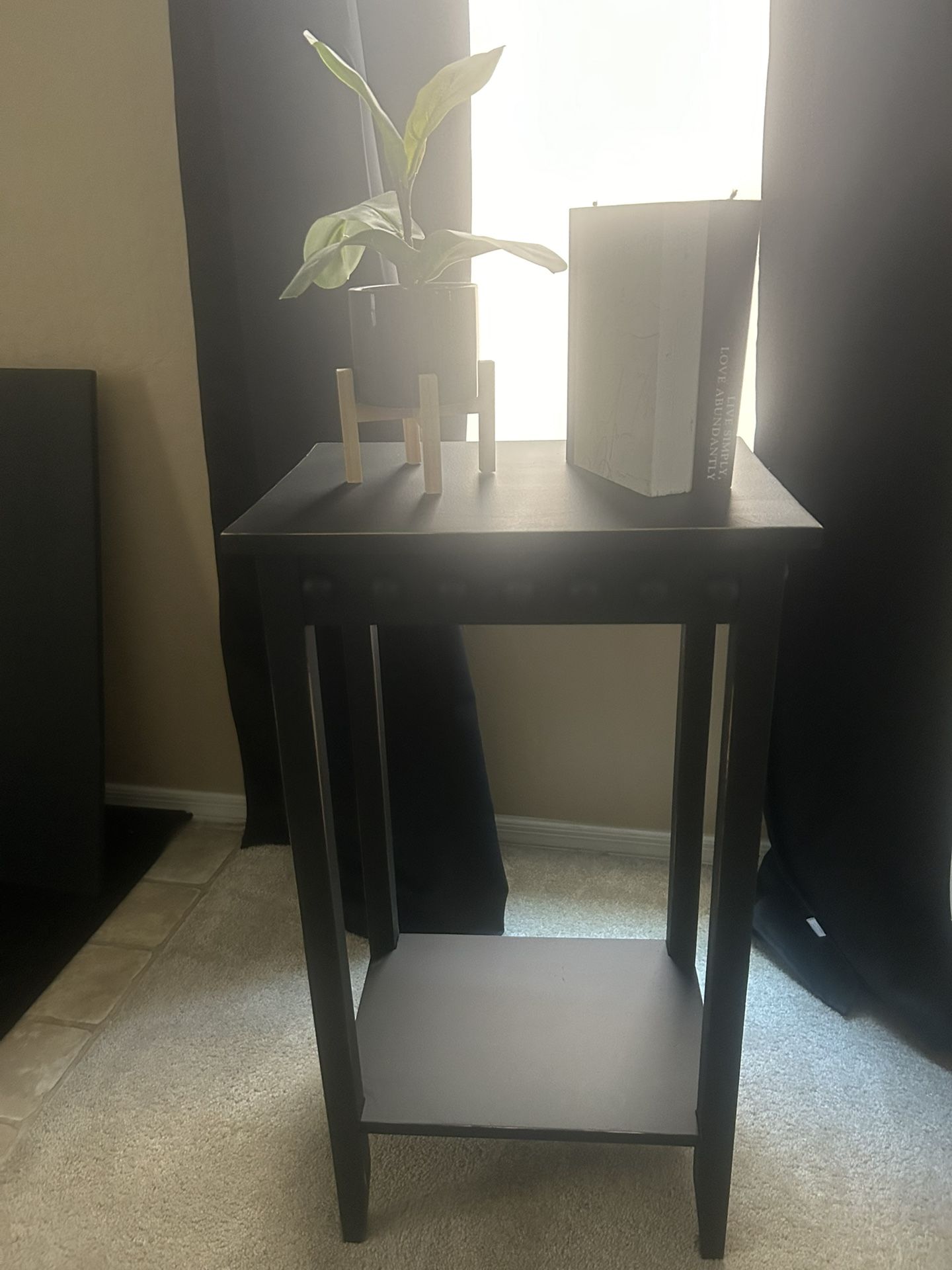 Side Table (Distressed)