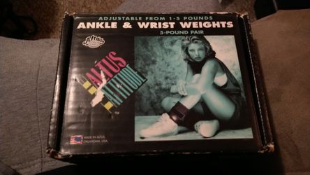 Brand new 5 pound ankle/wrist weights.