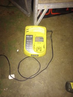 Ryobi Charger