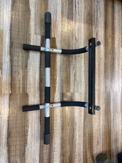 Adjustable Doorway Pull-Up Bar