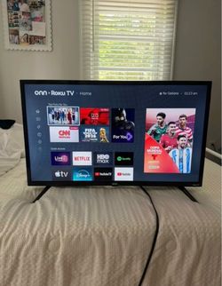32inch Roku Smart TV with Stand
