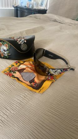 Ed Hardy sunglasses With Case