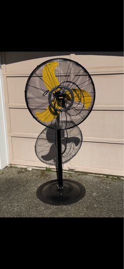 Large Fan With Mist Kit