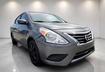 2019 Nissan Versa