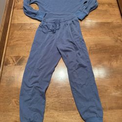 Woman’s boutique matching jogger set shipping available