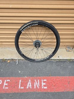 26" Wheel With Slick Tire 8 Ring Cassette