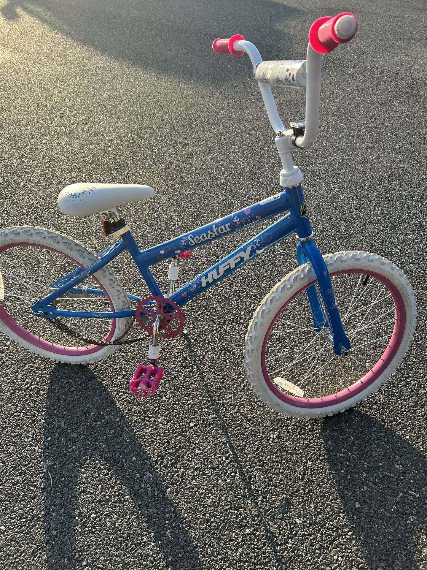 20” Girls Bike In Great Condition