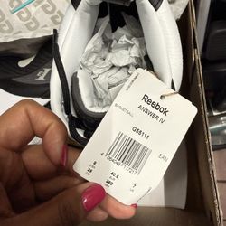 Reebok Answer IV 4 Size Men 8 New 