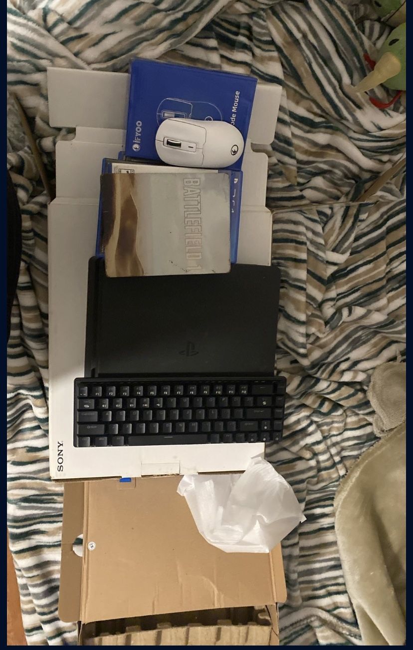 PS4 Slim (read description