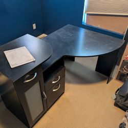 Free Corner Desk